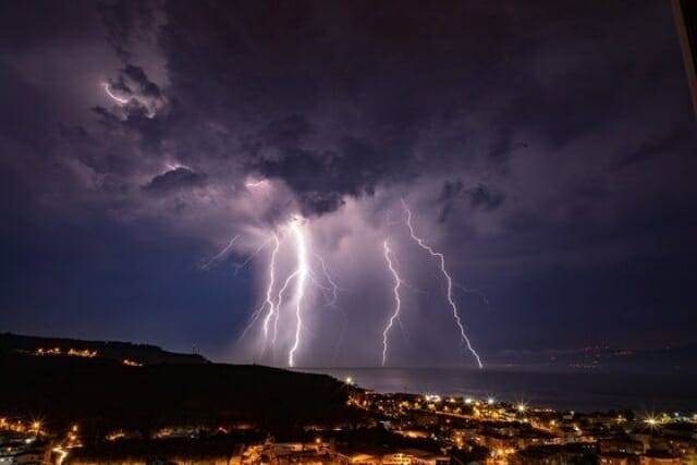 (사진=우구르 이키즐러)