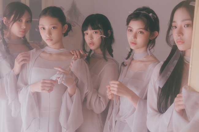 The group Newjins (NewJeans) presents the Ballerina concept.Newjins (Minji, Hani, Daniel, Harin, Hyein) released mini 2 album  ⁇  Get Up  ⁇  photo on the official SNS channel at 0:00 on June 28th.The newjins in the photo boasted an elegant and pure charm with chiffon costumes and toe shoes reminiscent of Ballerina.As soon as the music video teaser was released on the 27th, it was ranked # 1 on YouTube Trending Worldwide. The newjins turned into blondes and their dreamy sound captivated the eyes and ears of global fans.The teaser has more than 3.25 million views on YouTube as of 8 a.m. on Friday, ranking No. 1 in Korean YouTube Popularity videos and No. 4 in the U.S., the worlds largest pop market.Newjins mini 2nd album Get Up will be released on July 21st.This album contains six songs including triple title song  ⁇  Super Shy  ⁇ ,  ⁇  ETA  ⁇ ,  ⁇  Cool With You  ⁇ ,  ⁇  New Jeans  ⁇ ,  ⁇  Get Up  ⁇ ,  ⁇  ASAP  ⁇ .Newjins has produced Music Video for all six songs on the album, as well as collaborating with global brands such as Power Puff Girl, as well as surprise guest appearances beyond expectations.Prior to the release of the album, newjins will hold their first fan meeting  ⁇  Bunnies Camp  ⁇  at the SK Olympic Handball Stadium in Songpa-gu, Seoul on July 1 and 2.On the 7th of the same month,  ⁇  Super Shy  ⁇  and  ⁇  New Jeans  ⁇  sound source and music video are pre-released.