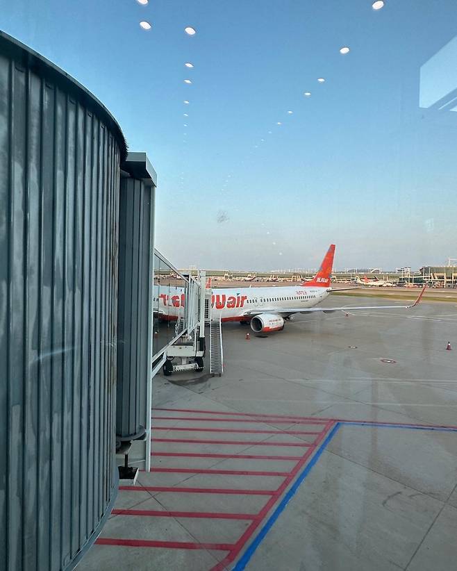 2023년 7월 28일 오후 7시 30분 팔라우로 출발한 제주항공의 첫 전세기가 인천공항에서 이륙 준비를 하고 있다./사진=태평양관광기구