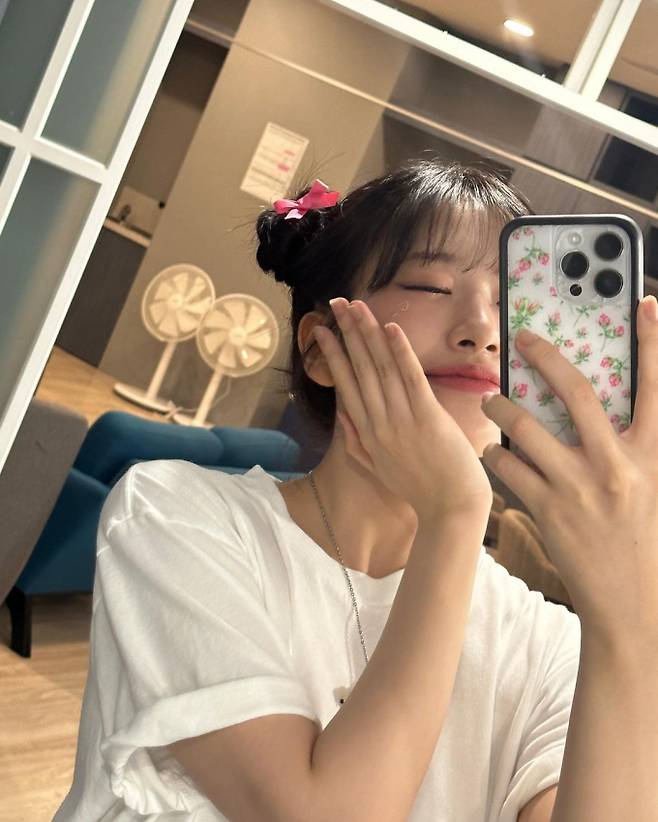 @yujin_an