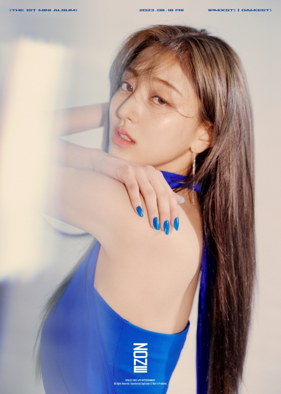 TWICE Jihyo, who is about to make his solo debut, sets the worlds fan base with all the colorful and simple Attractiveness.Jihyo will release mini 1st album ZONE (John) and title song Killin Me Good (Killing Me Good) on the 18th and will be the second solo runner of TWICE.JYP Entertainment (JYP) released a series of teaser images showing Jihyos three-dimensional Attractiveness on its official SNS channel from the 7th, followed by two additional images decorating the finale of Concepts Photo at midnight on the 10th.In the photo, Jihyo spewed a different aura than Concepts Photo, which was previously released as a sensual visual.In addition to the cool and luxurious blue color that matches well with the summer season, the flower pattern is added to the peak of glamor, while the other photo shows a simple yet natural atmosphere with silky one piece styling.Jihyos first mini-album ZONE, which Jihyo has released since his debut, is meant to be Jihyos first (ONE) and Jihyos perfect one (ONE).Concepts Photo also focused on showing the beauty of Jihyo as it is.It is said that it is said that it is said that it is said that it is said that it is said that it is said that Through this, we are concentrating our attention on domestic and foreign fans and adding curiosity and expectation to ZYOS ZONE which Jihyo guides.Solo debut song Killin Me Good is a song that maximizes Jihyos rich and powerful tone.JYPs lead producer Park Jin-young wrote the lyrics, and the rhythmic and groovy sound was completed by leading writers such as Melanie Fontana, Lindgren, and Monsters & Strangers writer Marcus Lomax.Jihyo, who has been steadily participating in the song work of TWICE released album and collecting favorable comments from domestic and foreign fans, demonstrates his musical ability accumulated in this solo debut album.Talkin About It (feat.24kGoldn) (Talking About It), Closer (Closer), Wishing On You (Wishing On You), Do not Wanna Go Back (Duet with Hayes) (Don Warner Go Back), Room , Nightmare (Nightmare).Jihyo officially releases his debut album ZONE and title song Killin Me Good at 1:00 pm on the 18th in Korea time and 0:00 in the eastern US time, and takes his first step as a solo artist.Photograph: JYP Entertainment