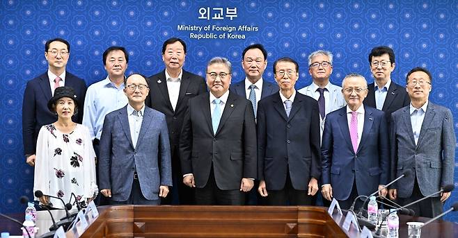 북한인권 단체 대표들 만난 박진 장관 [외교부 제공]