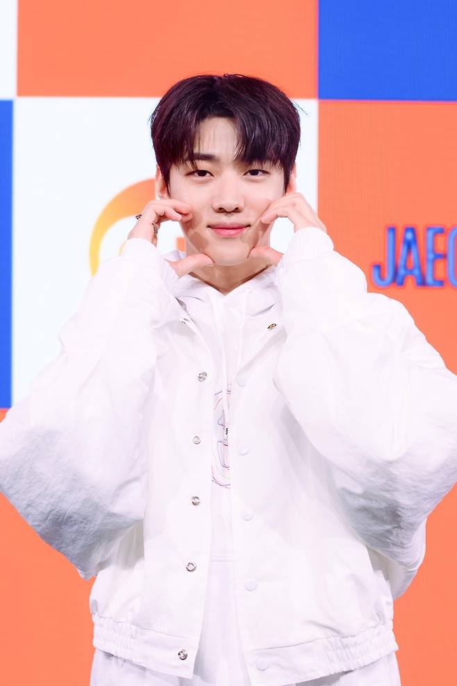DKZ 재찬. 동요엔터테인먼트