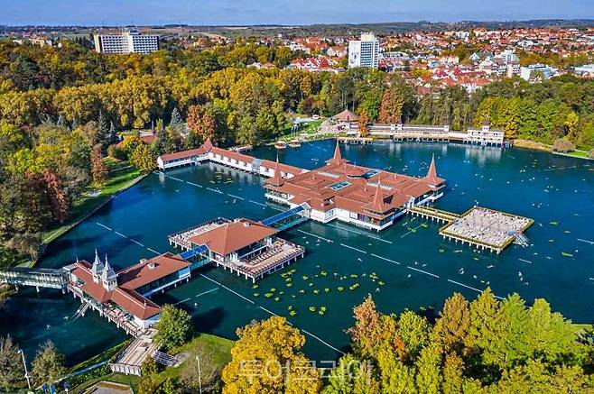 헤비츠 호수 온천 ⓒ 헝가리 관광청