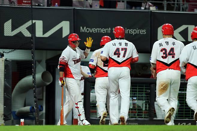 ▲ 중심타자들의 이탈로 위기를 맞이한 KIA ⓒKIA타이거즈