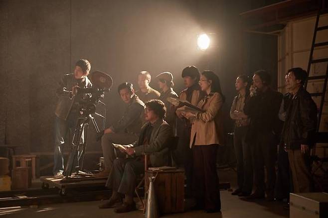 ‘거미집’ 스틸컷. 바른손이앤에이