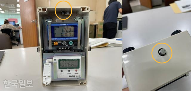 한다시가 다이도대 연구팀과 합동으로 만든 냄새 측정기(왼쪽 사진). 오른쪽 사진에서 보이는 구멍(노란색 원 안)을 통해 축사에서 많이 나는 암모니아, 메탄 등이 센서에 흡착되면 전압계의 숫자가 바뀐다. 한다=오지혜 기자