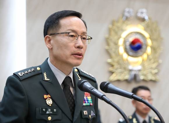 발언하는 육군참모총장 - 박정환 육군 참모총장이 23일 충남 계룡대 육군본부에서 열린 국회 국방위원회의 육군본부에 대한 국정감사에서 발언하고 있다. 2023.10.23 연합뉴스