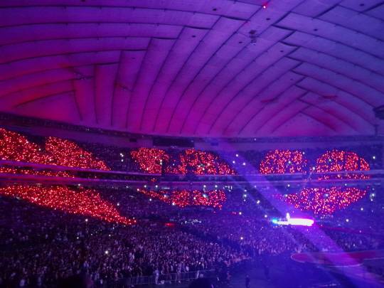 6일 일본 도쿄 도쿄돔에서 열린 콜드플레이 일본 공연 모습