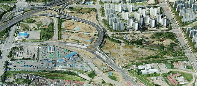 강남 코엑스 두 배 이상 규모로 복합개발되는 위례신도시 복정역세권 일대 전경. LH