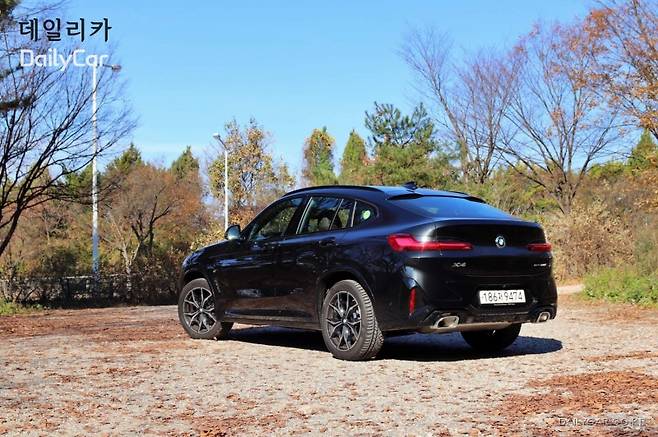 BMW, X4 xDrive20i