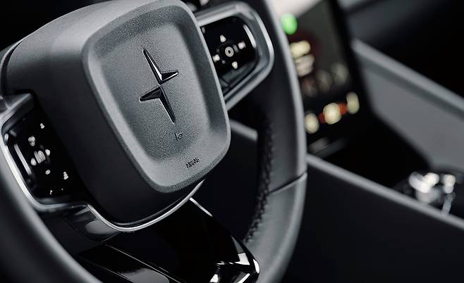 폴스타 2. 폴스타