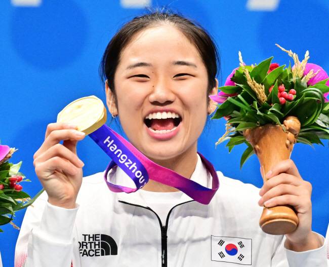 항저우아시안게임에서 금메달을 획득한 안세영. 스포츠조선 DB