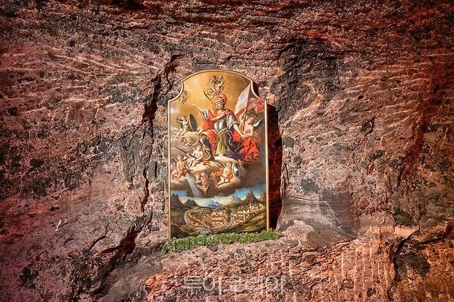 광부들이 명작들을 목숨 걸고 폭파의 위기로부터 지켜냈던 알트아우스제 소금 광산 내부 (c)Österreich Werbung Cross Media Redaktion