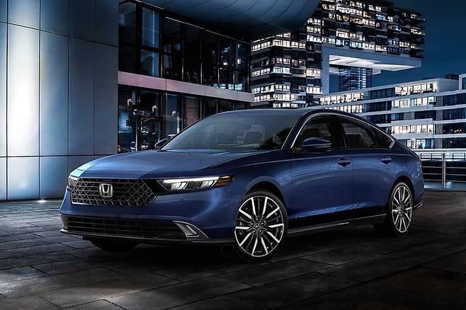 혼다 어코드 하이브리드. 혼다