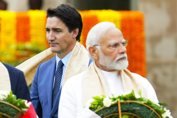 지난 9월 주요 20개국 정상회의장에서 트뤼도 캐나다 총리와 모디 인도 총리가 서로 외면하고 있다.