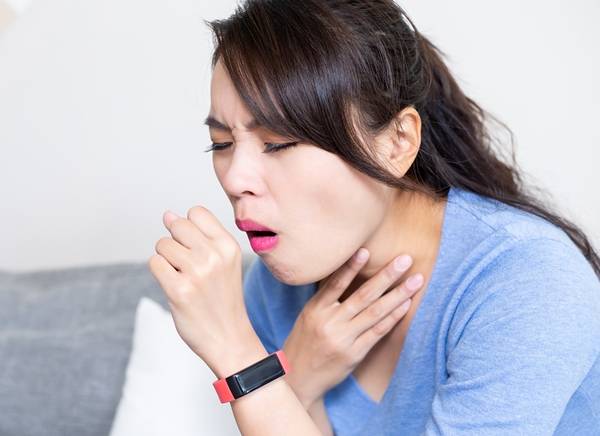 유독 식후에 심하게 가래가 끓는다면 역류성식도염, 폐나 기관지의 염증 등이 원인일 수 있다./사진=클립아트코리아