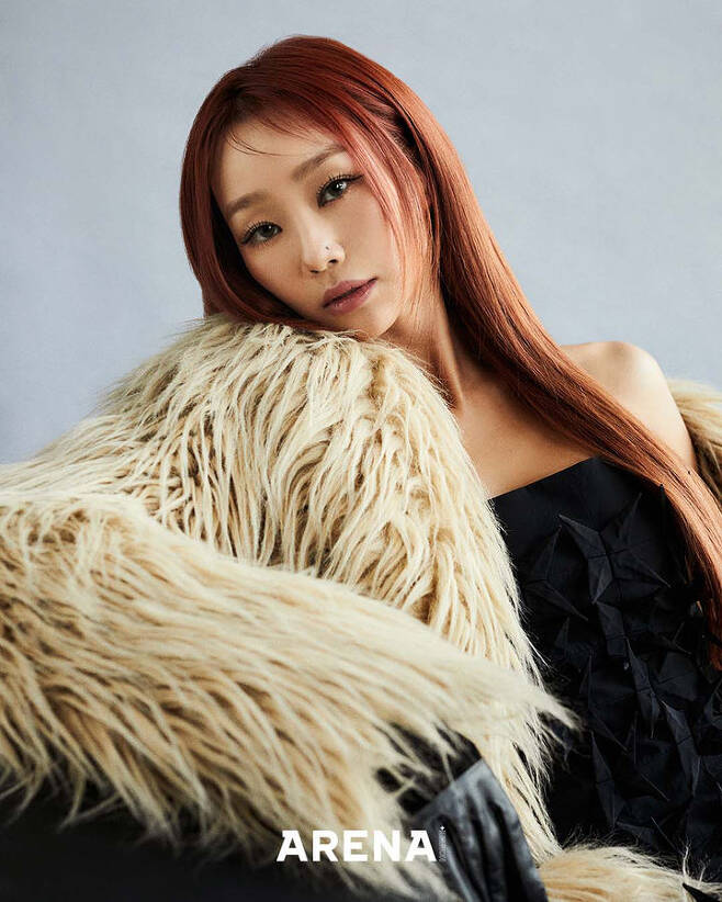 = Duo Sistar19 members Purple and Hyolyn showed off their mature beauty.On the 19th, magazine Arena Homme Plus released pictures and interviews with Purple and Hyolyn.Purple said, I made a big decision called Sistar19 and found a sense of security.Hyolyn said, I would like to convey our pictures and messages to those who have reflected and refined our minds and thoughts as much as possible in the appearance of Sistar19.Sistar19 is made up of member Hyolyn and Purple of the four-member girl group Sistar who debuted in 2010.He succeeded in a series of hits with his first single Ma Boy in 2011 and a single I do not have released in 2013.