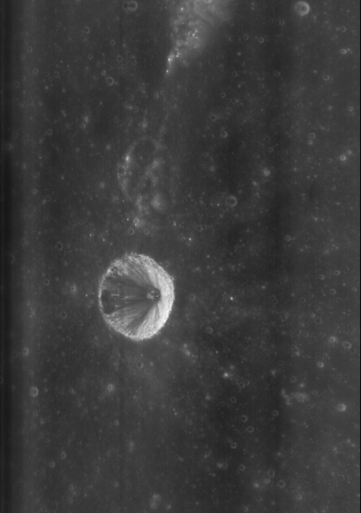 사진은 지난 1월 12일 다누리 광시야 편광 카메라의 430nm 파장, 60도 방향 편광 필터로 촬영한 비흐만 크레이터(Wichmann crater). [사진 출처=과학기술정보통신부]