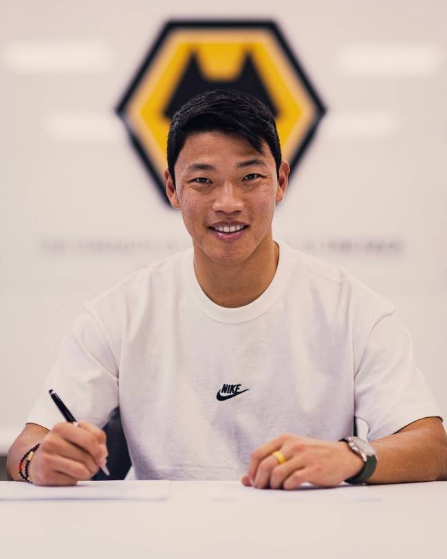 사진= 울버햄튼 홈페이지, 울버햄튼과 최대 2029년 6월까지 재계약에 서명한 황희찬.