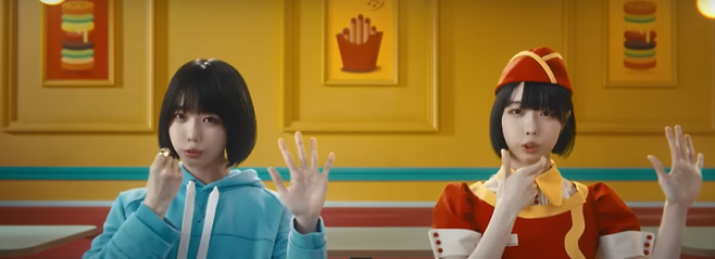 뮤직비디오 '스마일 아게나이' 속 아노.(사진출처=아노 공식홈페이지)