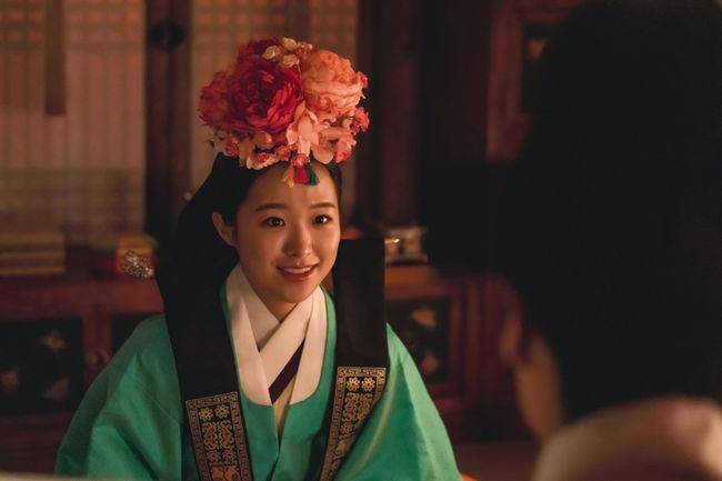 아우터유니버스 제공