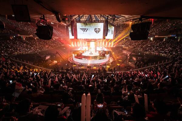 지난해 열린 T1과 젠지의 '2023 LCK 스프링' 결승전 전경/ 사진┃LCK 제공.