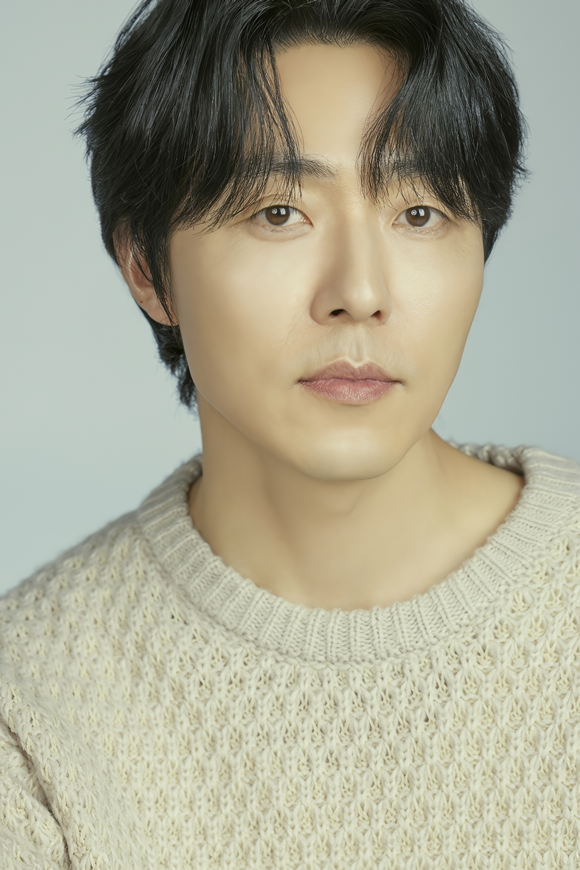 배우 이무생이 tvN 토일드라마 '마에스트라' 종영 기념 인터뷰를 진행했다. /에일리언컴퍼니