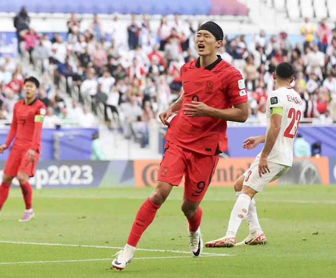 20일(현지시각) 카타르 도하 알투마마 스타디움에서 열린 아시아축구연맹(AFC) 2023 카타르 아시안컵 E조 조별예선 2차전 요르단과 대한민국의 경기, 전반 조규성이 슈팅한 뒤에 아쉬워하고 있다. /사진=뉴시스