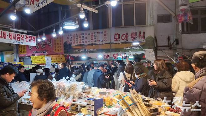 이재명 대표가 5일 광주 양동시장을 찾았다. 백담 기자