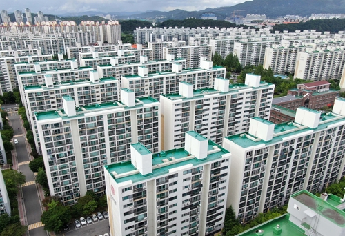 대전시 학군지로 꼽히는 서구 둔산동 아파트 단지 모습.  [사진 = 연합뉴스]