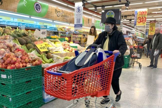 아르헨티나 부에노스아이레스의 한 슈퍼마켓.(사진=AFP)
