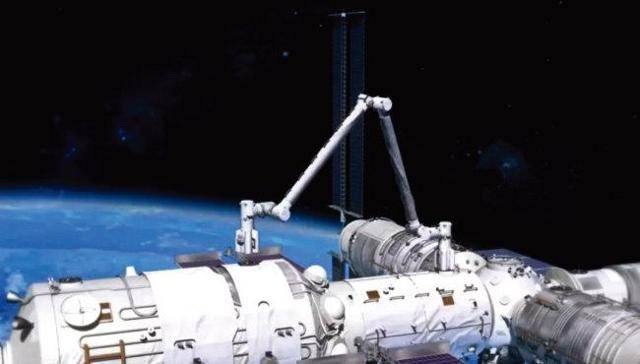 중국 우주정거장의 핵심 모듈 톈허(天和)에 장착된 길이 10m 로봇 팔. 자료=중국국가항천국