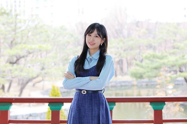 서울 중구 매경미디어센터 인근의 남산한옥마을에서 만난 1대 현역가왕 전유진. 사진제공=MBN