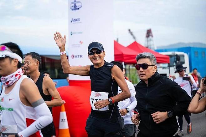 주윤발 /사진=BOCHK HZM Bridge HK Section Half Marathon 페이스북