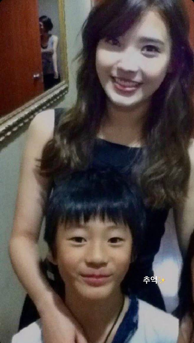 ▲ 앤톤, 아이유. 출처| 라이즈 SNS