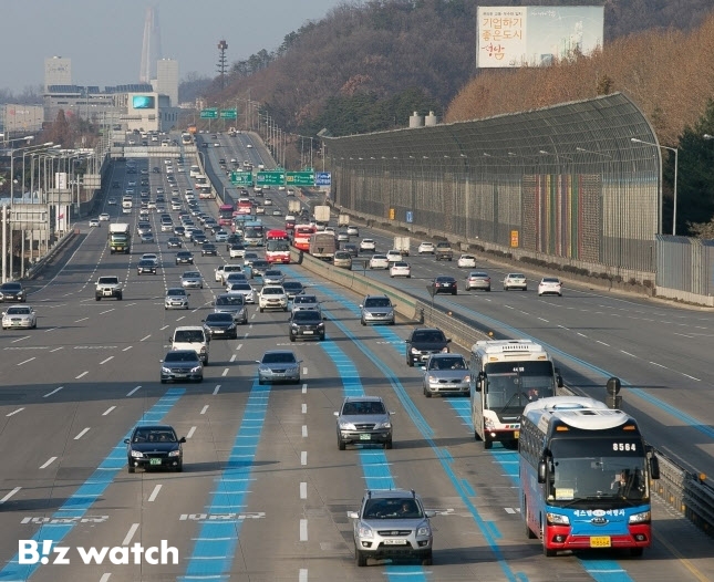 경부고속도로 서울요금소 인근/사진=이명근 기자 qwe123@