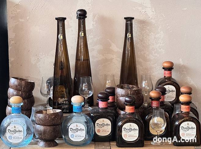 디아지오코리아는 12일 서울 성동구의 한 멕시칸 레스토랑에서 ‘돈 훌리오 브랜드 패션’ 행사를 열고 럭셔리 데킬라 브랜드 ‘돈 훌리오’를 소개하는 자리를 가졌다. 사진=윤우열 동아닷컴 기자 cloudancer@donga.com