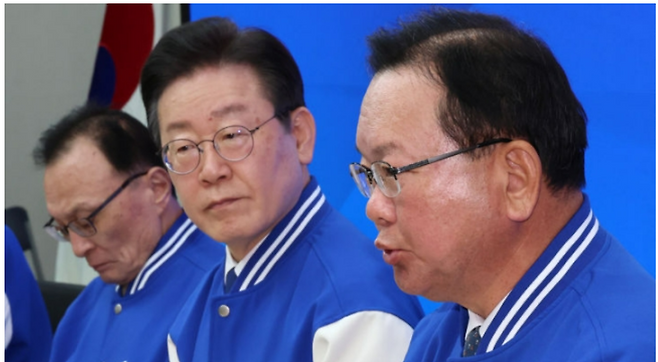 뉴시스