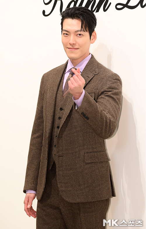 서울 옥션 강남센터에서 패션 브랜드 포토콜 행사에 김우빈이 참여했다. 사진=천정환 기자