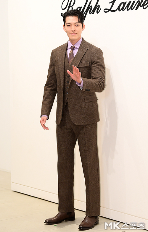 서울 옥션 강남센터에서 패션 브랜드 포토콜 행사에 김우빈이 참여했다. 사진=천정환 기자