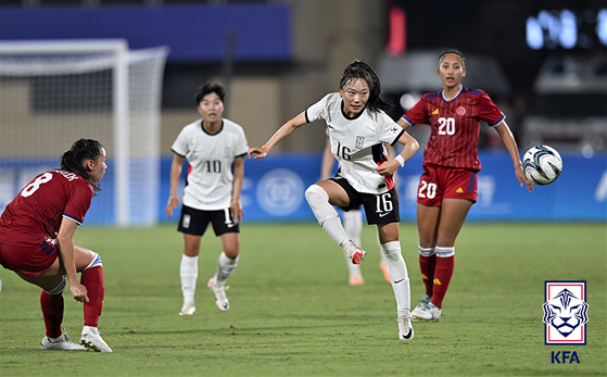 Korea's Jang Sel-gi, second from right, in action during a Hangzhou Asian Games group stage match against the Philippines at Wenzhou Sports Centre in China on Sept. 25, 2023. [KOREA FOOTBALL ASSOCIATION]