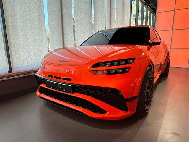 제네시스 고성능 트림 콘셉트 '마그마'가 적용된 GV60 전면 모습. 뉴욕=이상무 기자