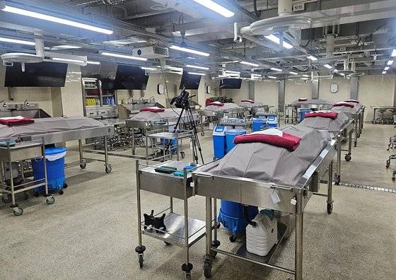 22일 강원대 의대 해부학실습실. 의대생들의 집단 휴학으로 수업이 진행되지 못하고 있다. 채혜선 기자