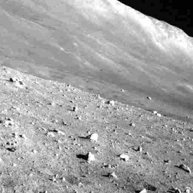 일본의 슬림 달 착륙선이 두 번째 달 밤에서 살아남은 후 착륙 지점의 모습을 촬영해 지구로 전송했다. (출처=JAXA)