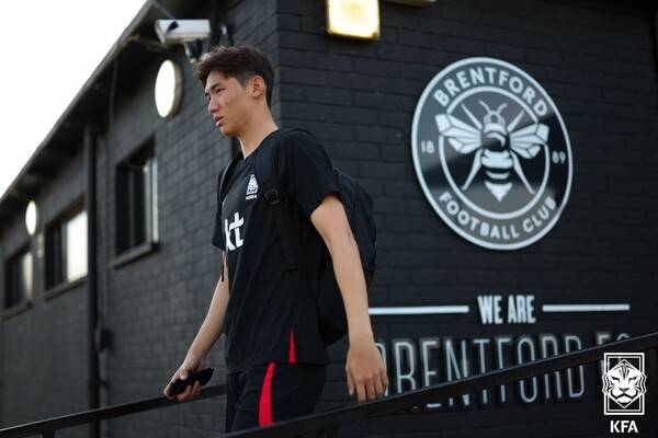 브렌트포드 FC 센터백 김지수. 사진┃KFA