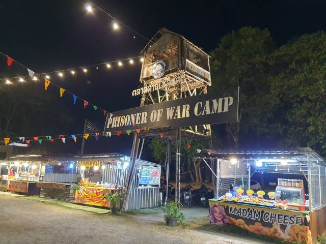 ▲콰이강 다리 아래 강변에 관광객용으로 만들어진 포로수용소 감시탑. ⓒ박흥수