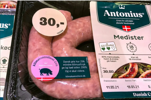 덴마크 법원은 자국 돼지고기 가공품 생산업체인 대니시크라운이 소시지에 ‘기후 통제(climate-controlled)’ 라벨을 붙이는 것이 오해의 소지가 있다며 금지하는 판결을 내렸다. [사진 제공=덴마크 기후운동]