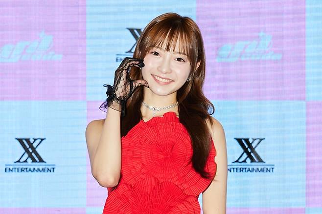 유니코드 하나. 더블엑스엔터테인먼트 제공