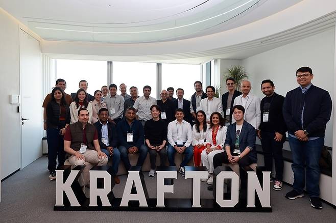 ‘YPO 뭄바이 대표단’이 지난 12일 크래프톤 서울 본사를 방문해 게임 및 AI 전략 트렌드 등을 논의했다. 사진 | 크래프톤